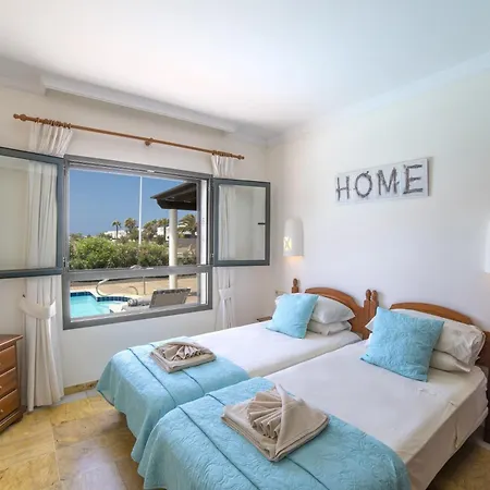 Вілла Exquisite Lanzarote | Stella Lucente | 2 Bedrooms | Private Pool & Enchanted Terrace |